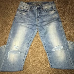 American Eagle distressed jeans